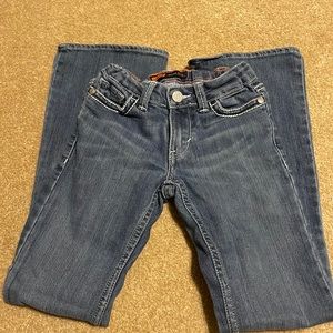 Girls size 7 slim Levi bootcut jeans!